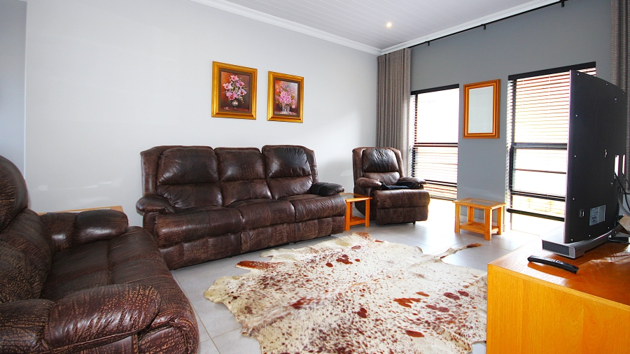 3 Bedroom Property for Sale in Monte Christo Western Cape